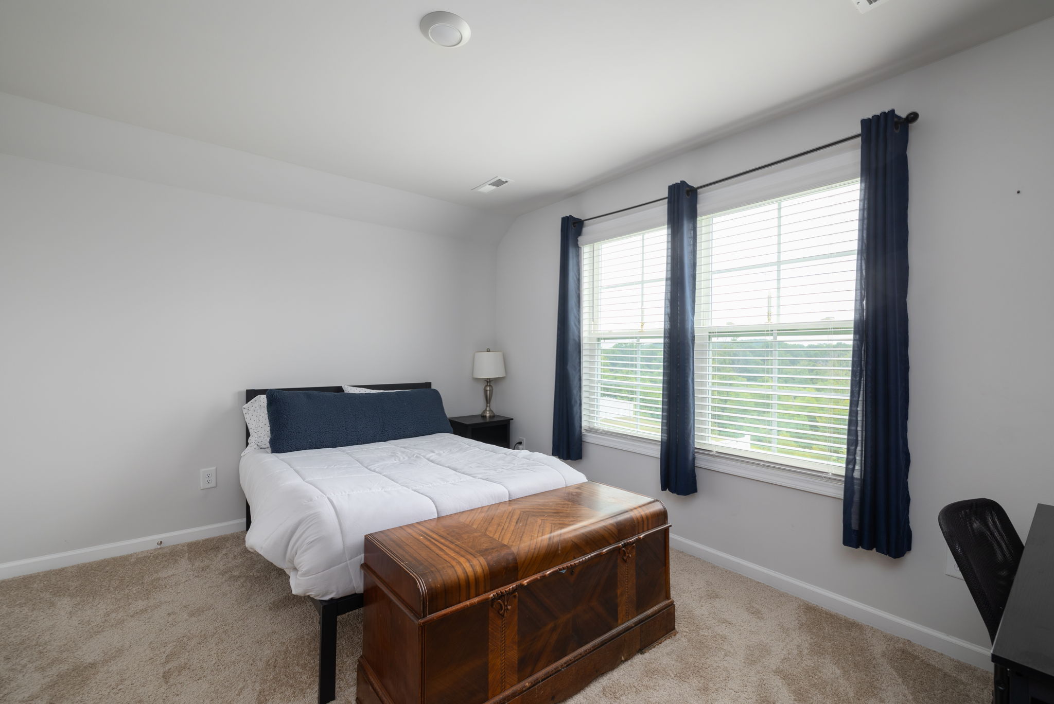 4463 Saphire Ct-28