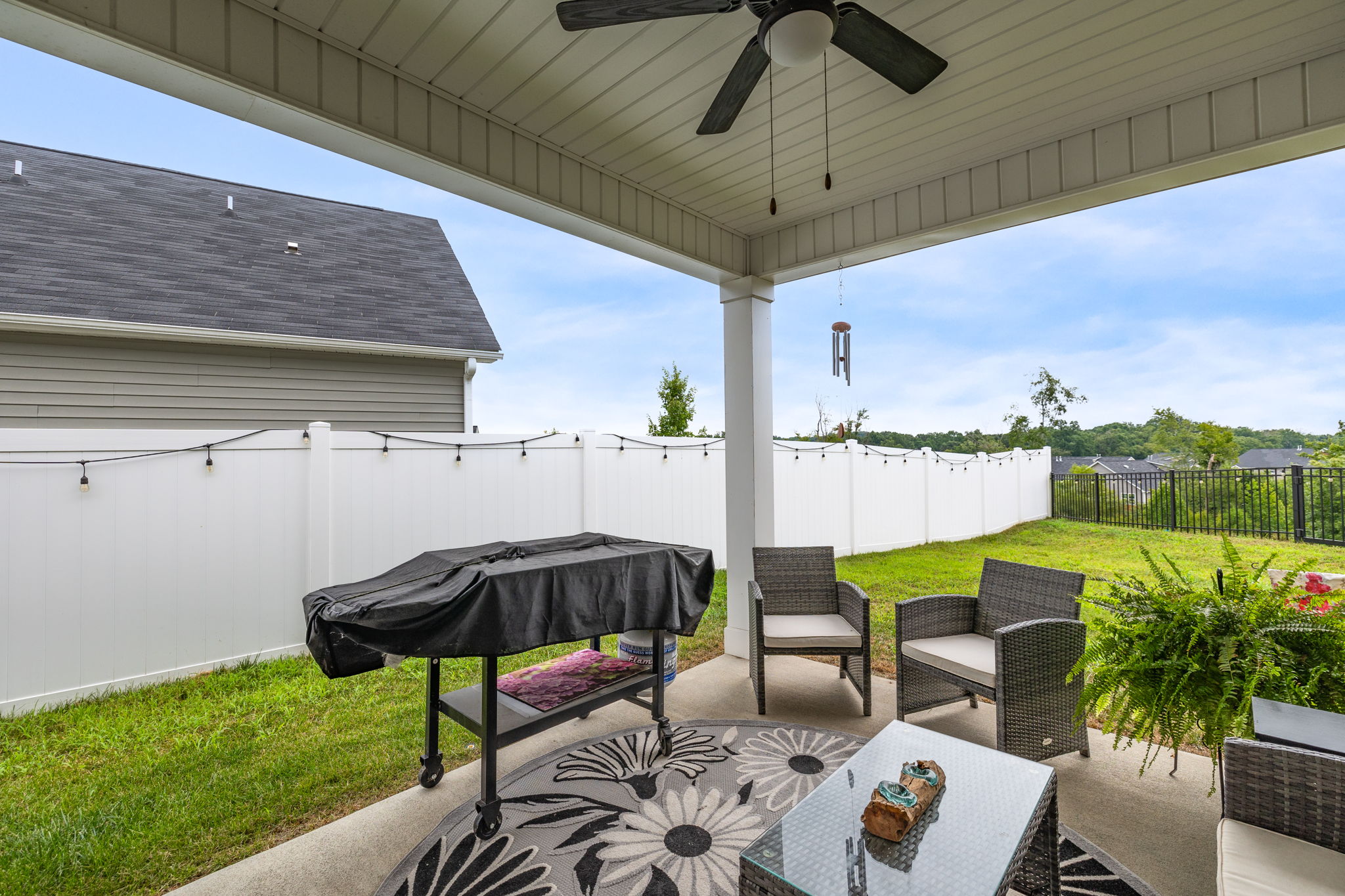 4463 Saphire Ct-29