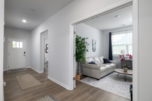 4463 Saphire Ct-7