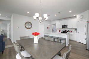 4463 Saphire Ct-14
