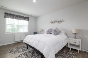 4463 Saphire Ct-17