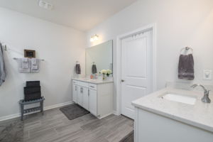 4463 Saphire Ct-19