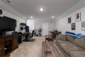 4463 Saphire Ct-26