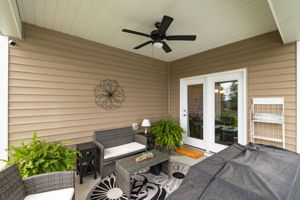 4463 Saphire Ct-30