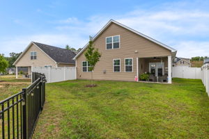 4463 Saphire Ct-33