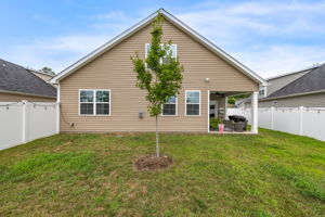 4463 Saphire Ct-34