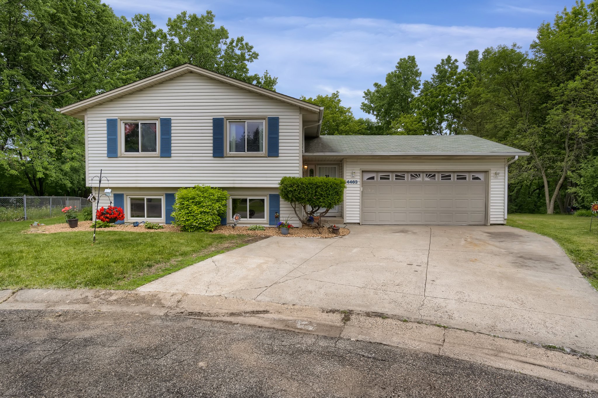 4463 Slater Rd, Eagan, MN 55122 Nordy Photography