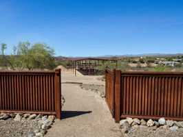  Photo 40