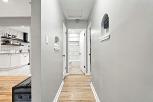  Photo 31