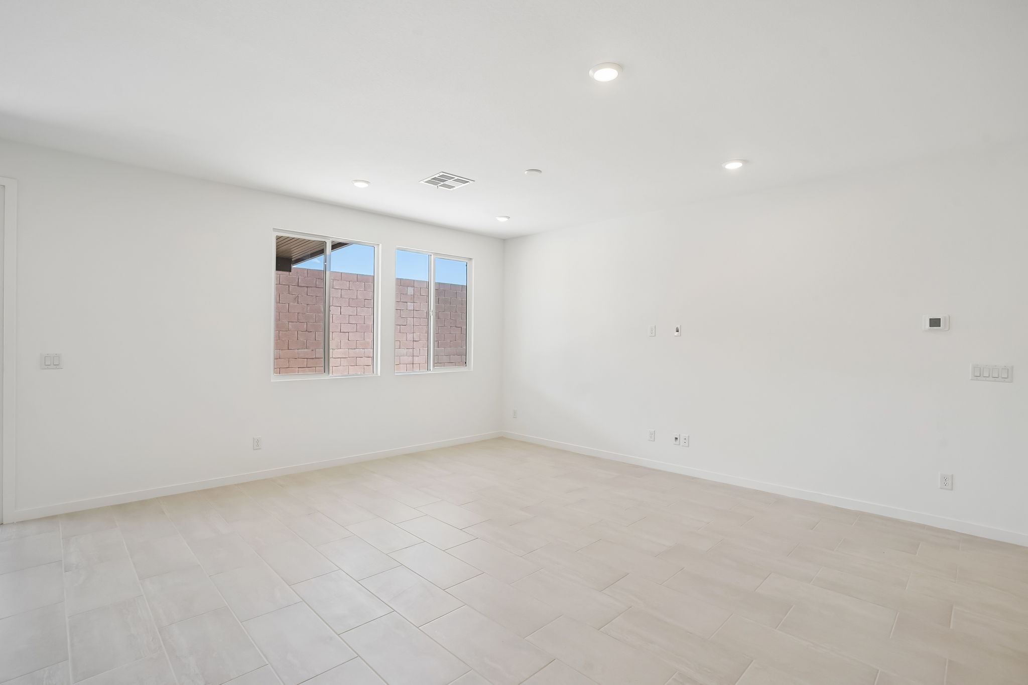 4468 Golden Horizon St-S2909-007