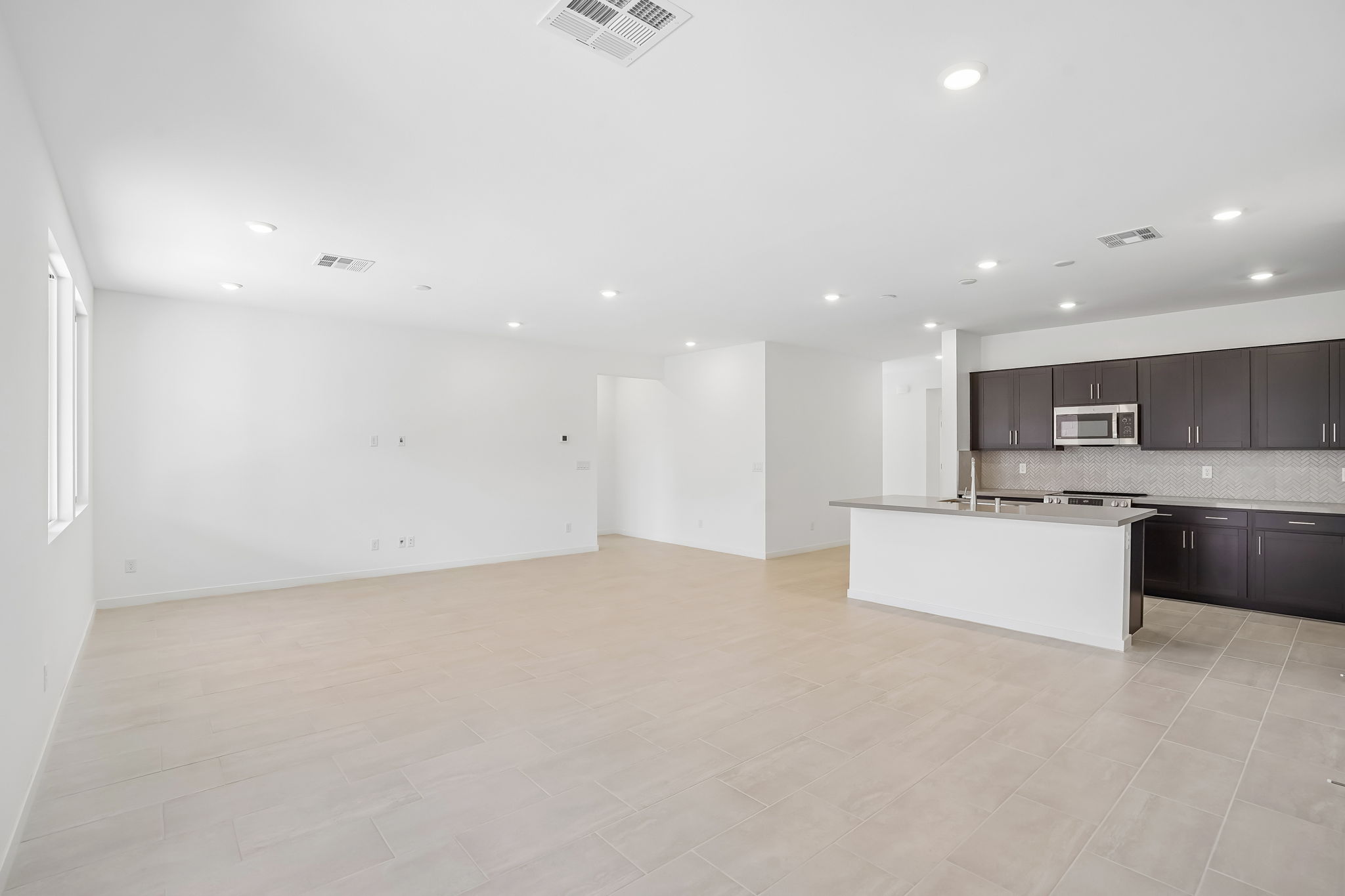 4468 Golden Horizon St-S2909-010