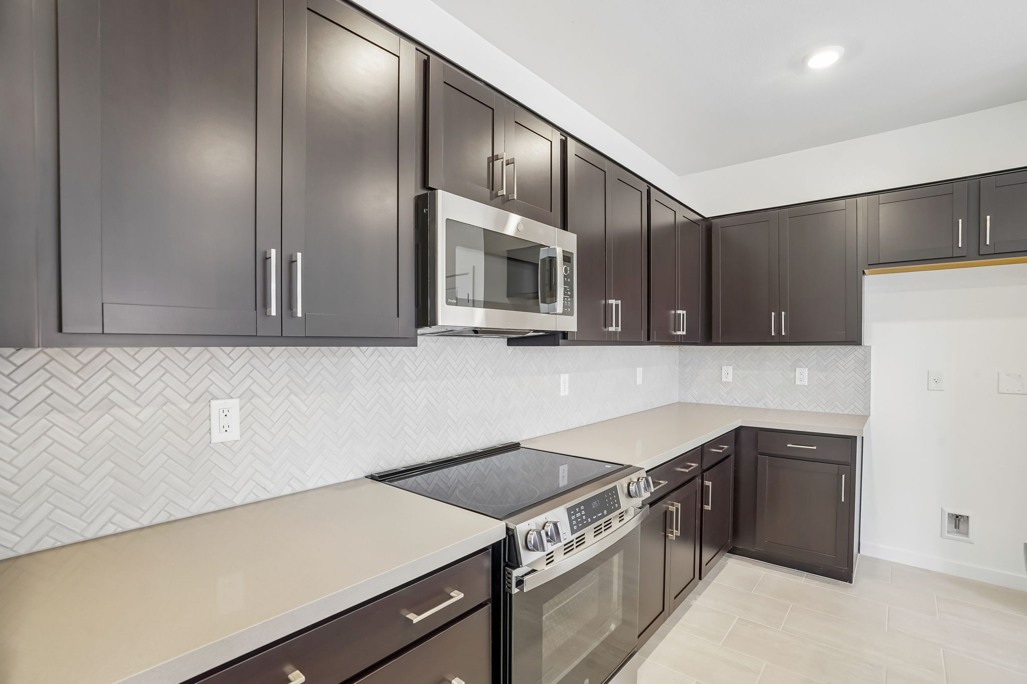 4468 Golden Horizon St-S2909-015