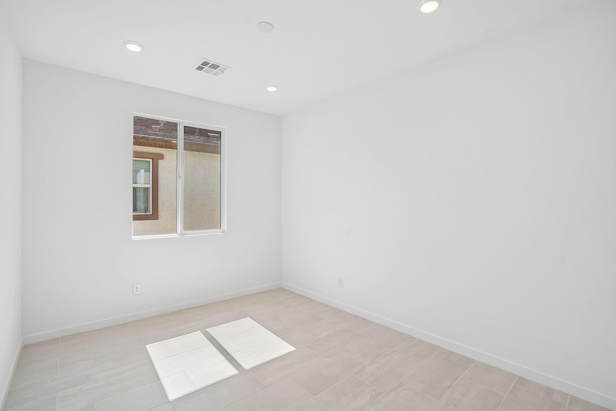 4468 Golden Horizon St-S2909-025