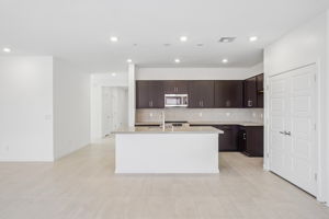 4468 Golden Horizon St-S2909-011