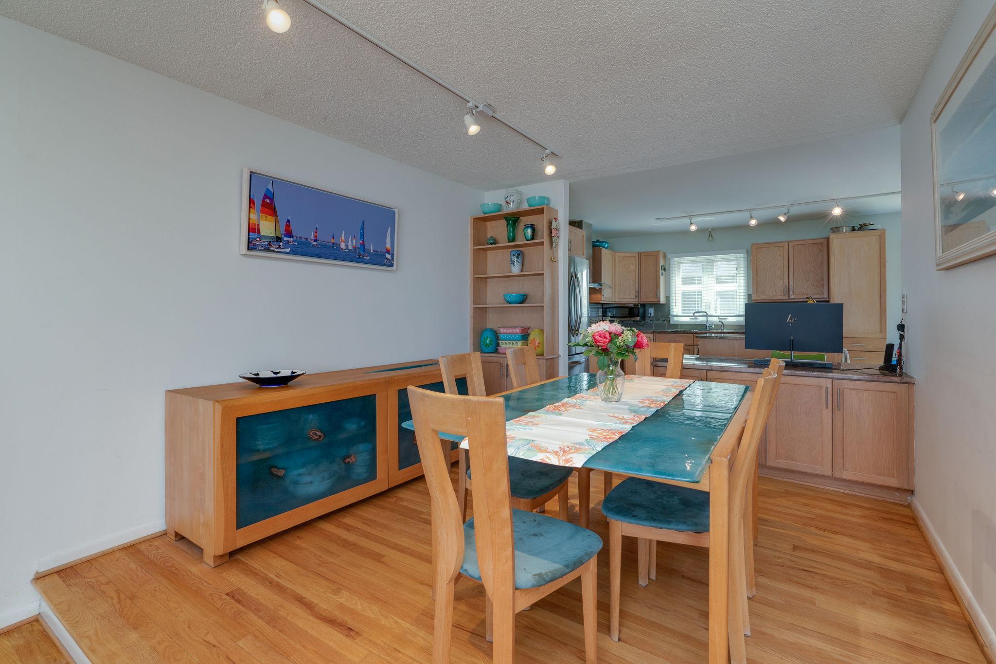 4468 Ocean View Ave, Virginia Beach, VA 23455, USA Photo 16