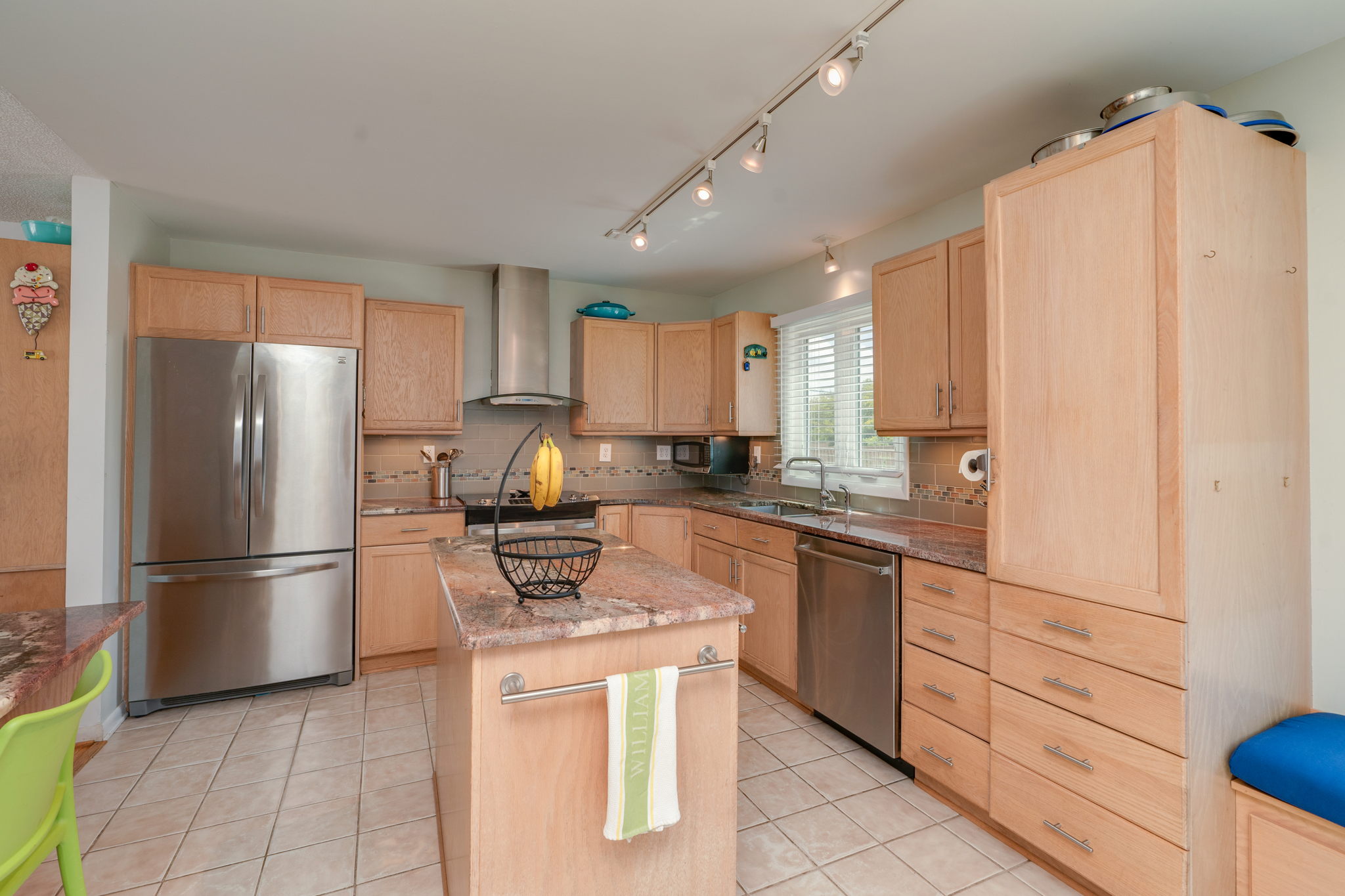 4468 Ocean View Ave, Virginia Beach, VA 23455, USA Photo 22