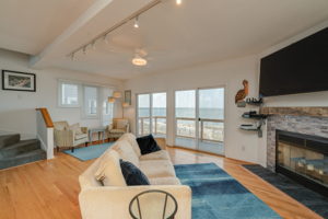 4468 Ocean View Ave, Virginia Beach, VA 23455, USA Photo 7