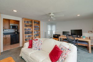 4468 Ocean View Ave, Virginia Beach, VA 23455, USA Photo 37