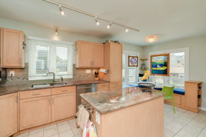 4468 Ocean View Ave, Virginia Beach, VA 23455, USA Photo 17