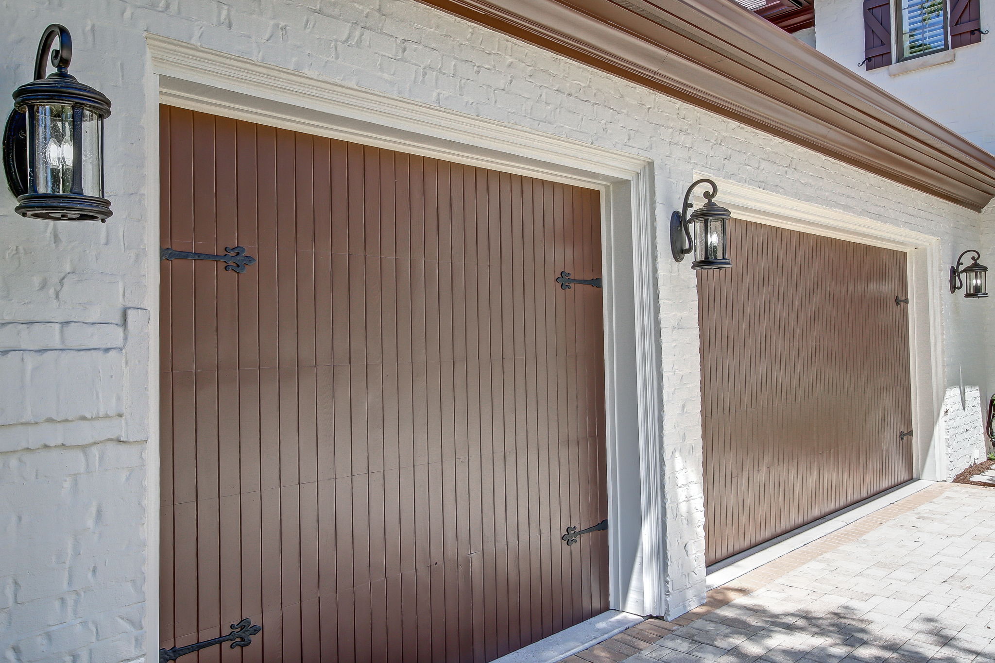 Hinged Style Wood Garage Doors