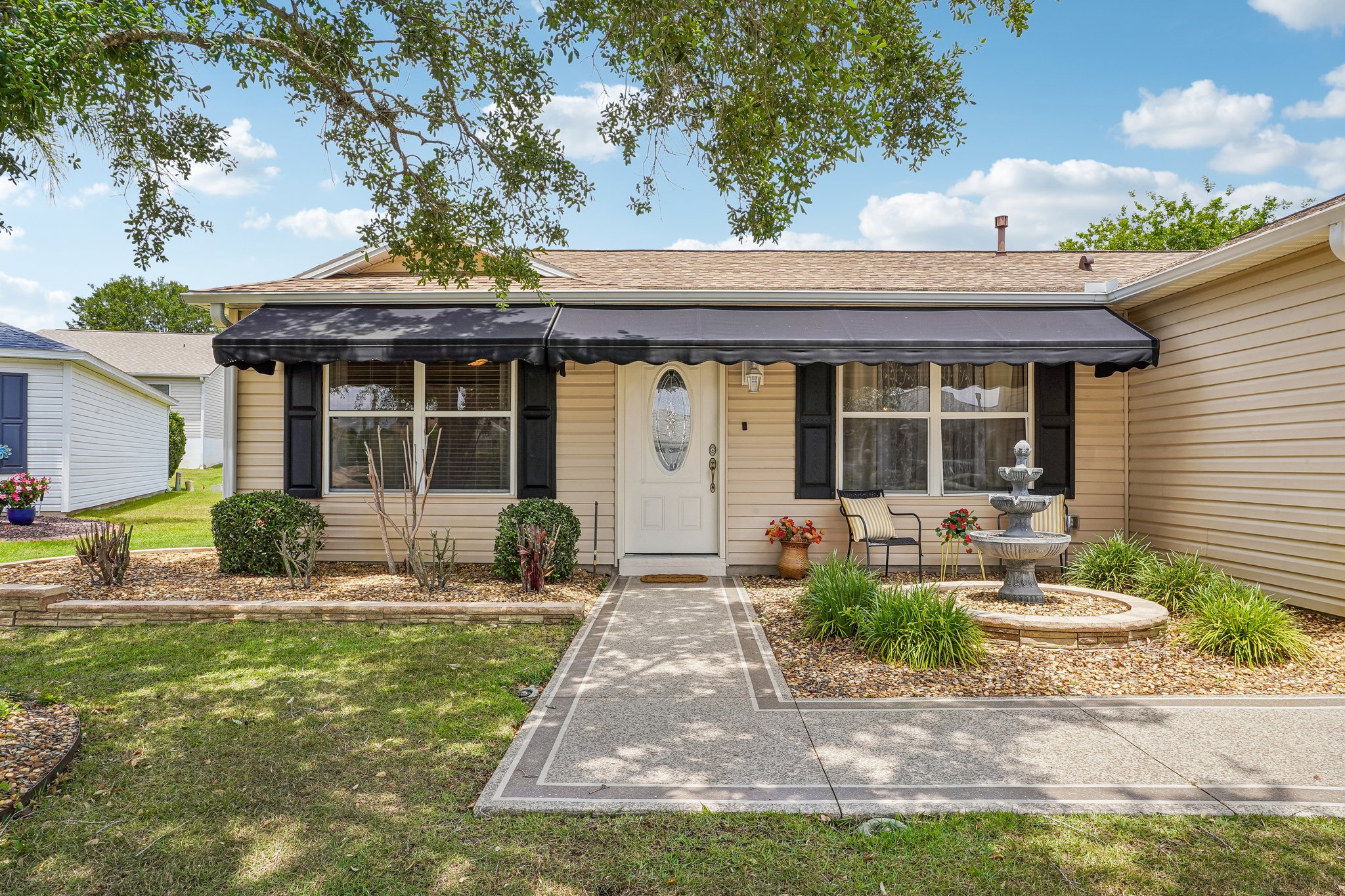 Foster Pl-S0905-005.jpg