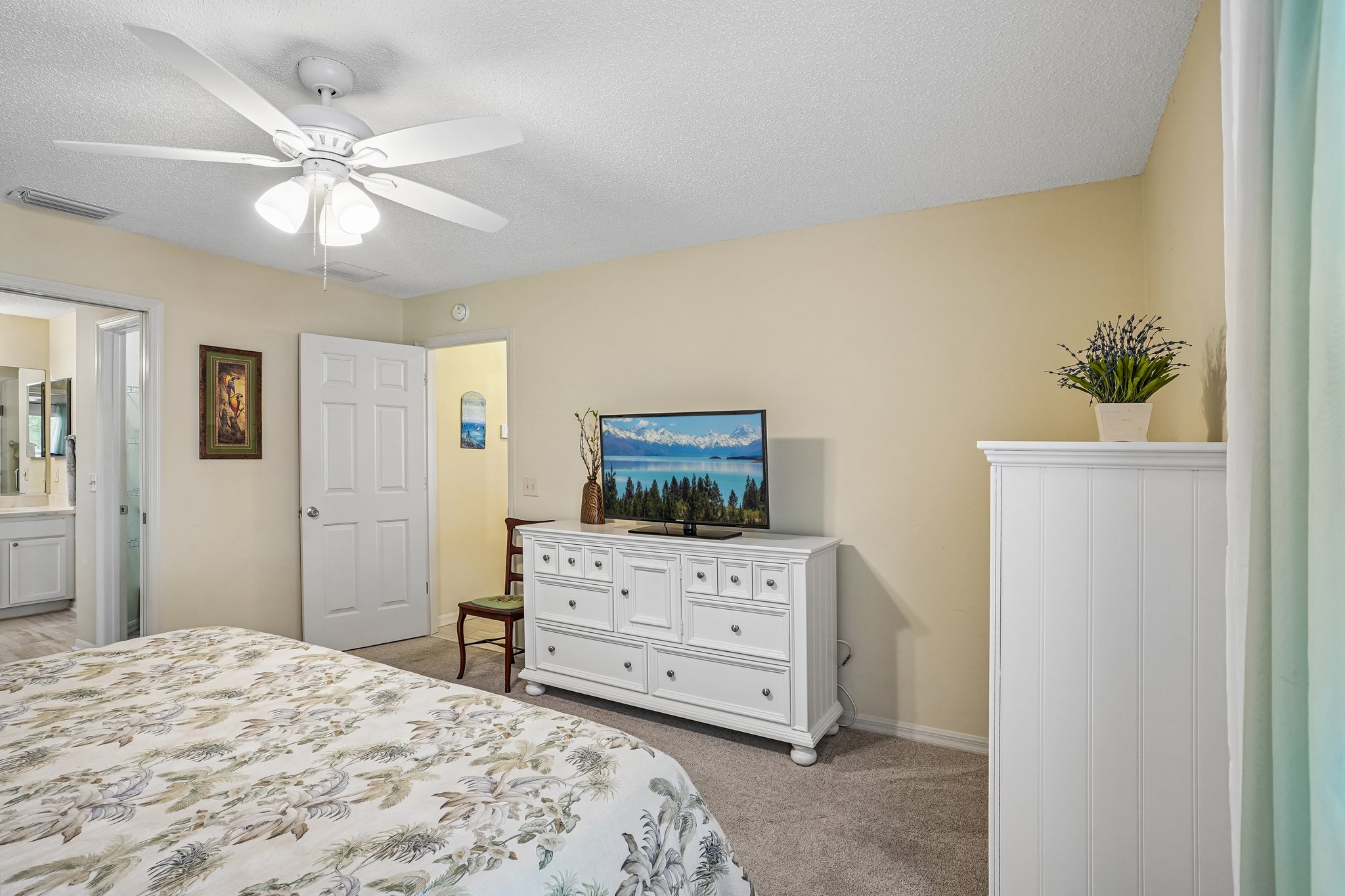 Foster Pl-S0905-023.jpg