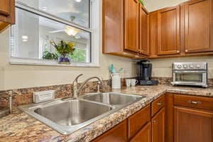 Foster Pl-S0905-016.jpg