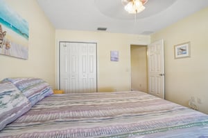 Foster Pl-S0905-030.jpg