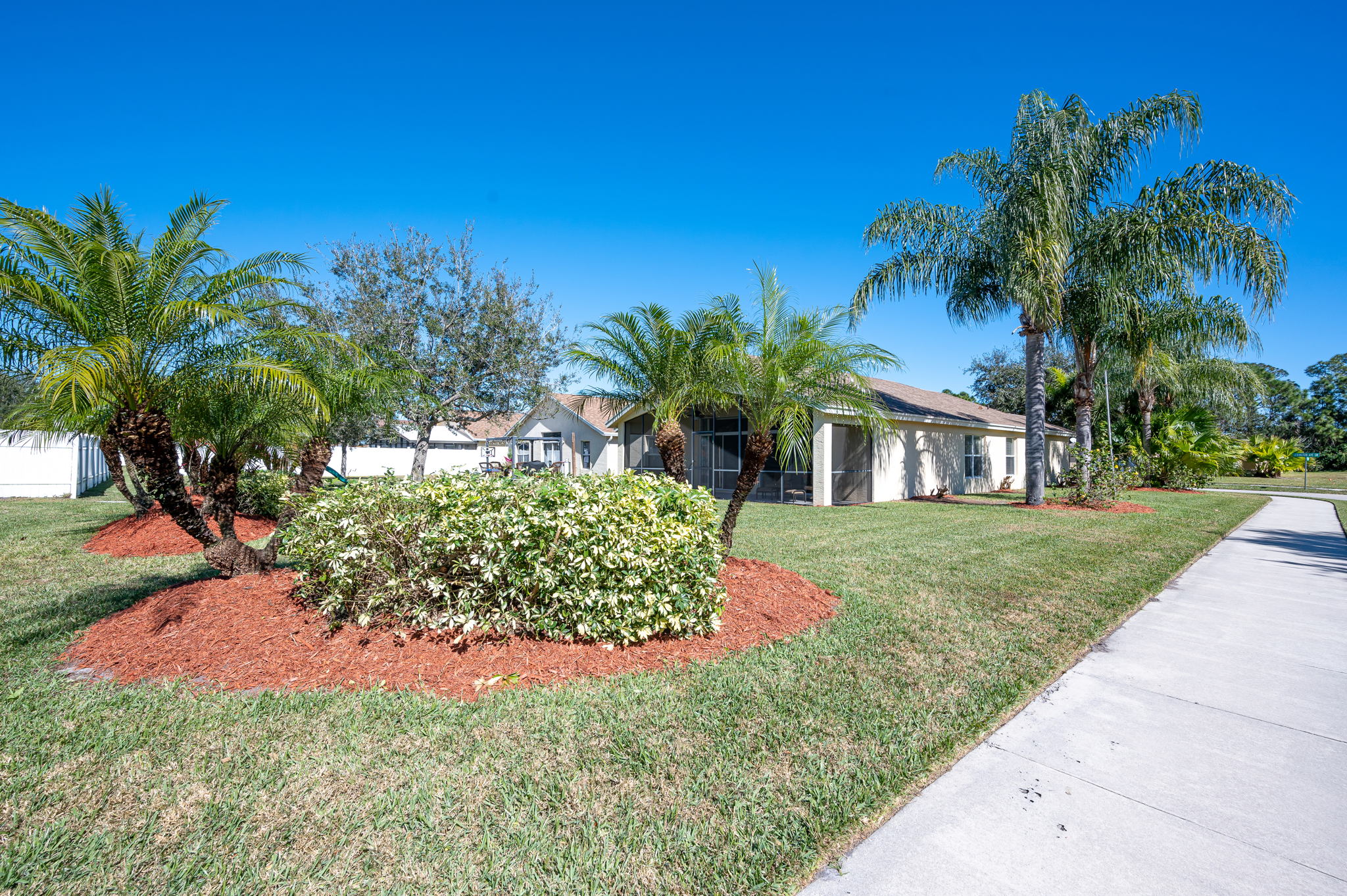 447 Lexington Ave SW, Vero Beach, FL 32962, USA Photo 34