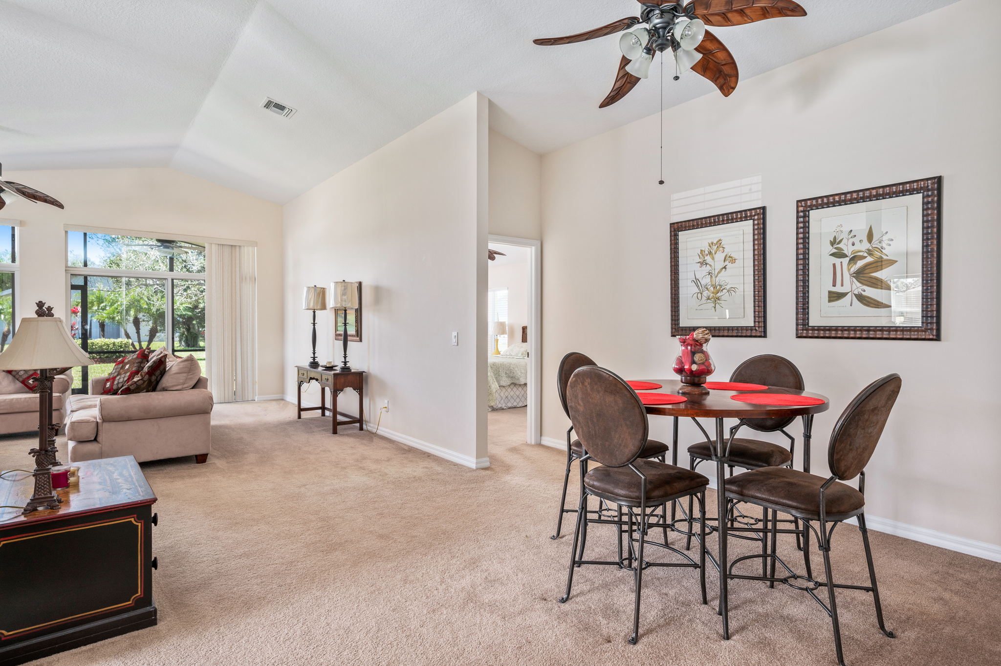 447 Lexington Ave SW, Vero Beach, FL 32962, USA Photo 6