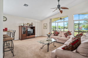 447 Lexington Ave SW, Vero Beach, FL 32962, USA Photo 8