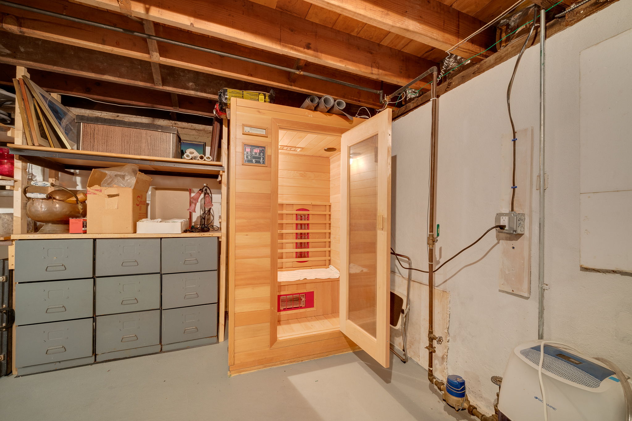 Infrared sauna