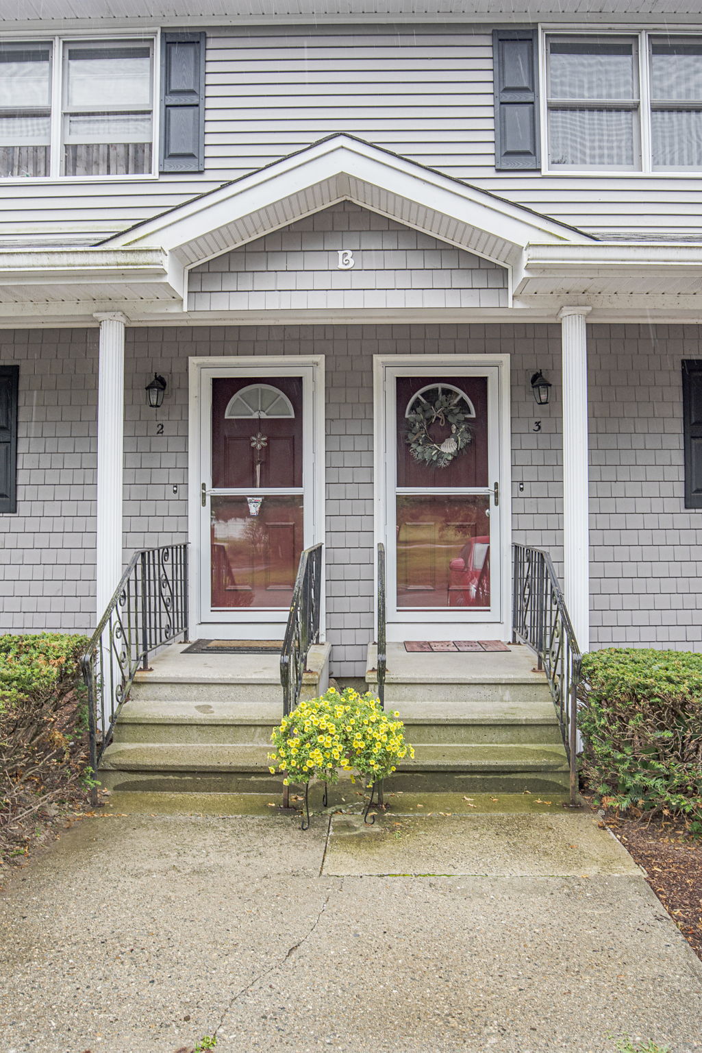  447 Stafford Rd, Tiverton, RI 02878, US Photo 3
