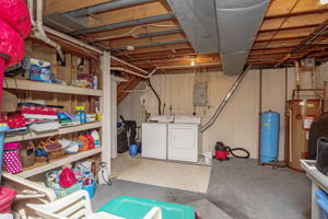  447 Stafford Rd, Tiverton, RI 02878, US Photo 34