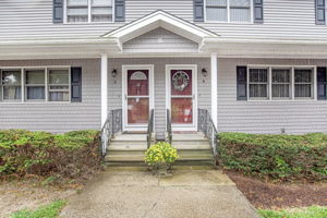  447 Stafford Rd, Tiverton, RI 02878, US Photo 0