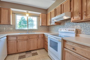 447 W 150 N, Clearfield, UT 84015, US Photo 6