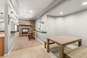  Photo 43