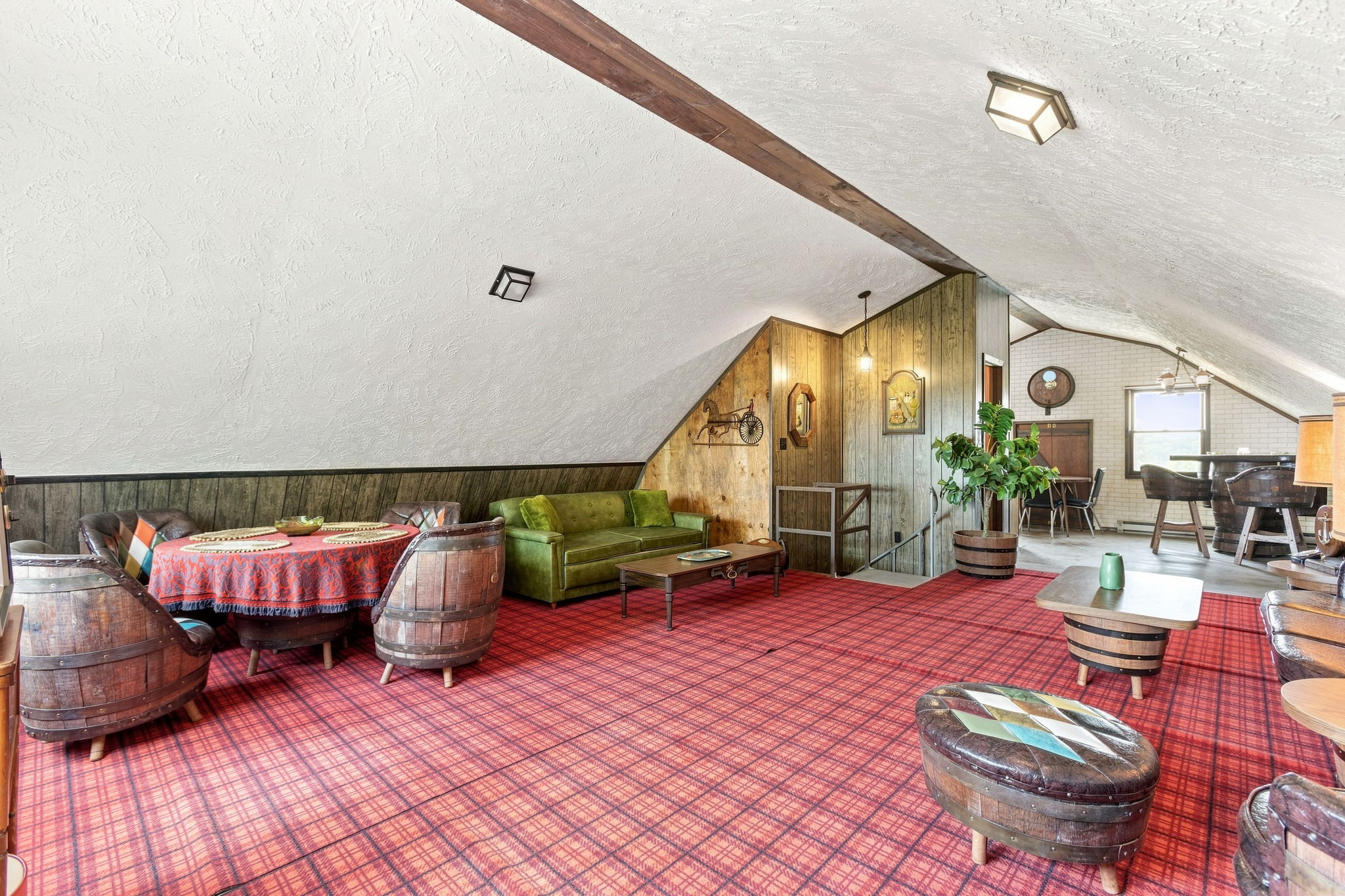  Photo 67