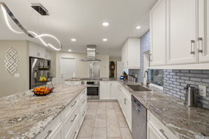 Kitchen 4
