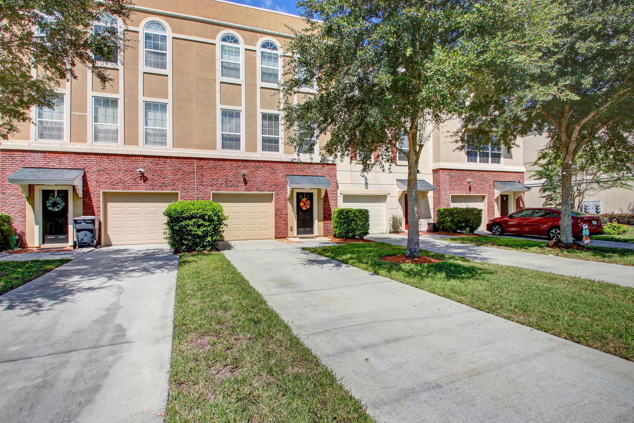 4478 Ellipse Dr, Jacksonville, FL 32246 1111 Real Estate Media