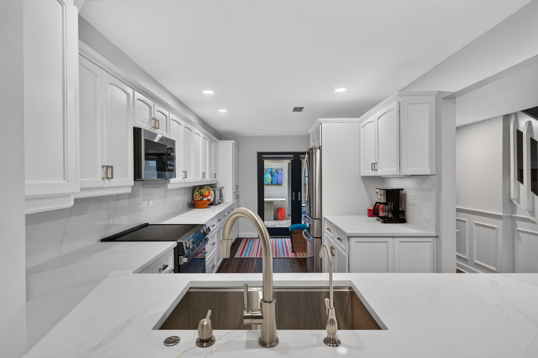 Kitchen 5 of 6