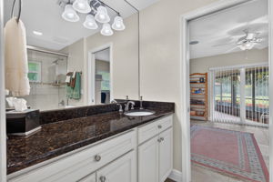 Guest Bathroom 2 - 1 of 2