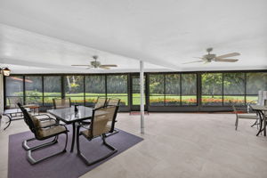 Lanai 1 of 2