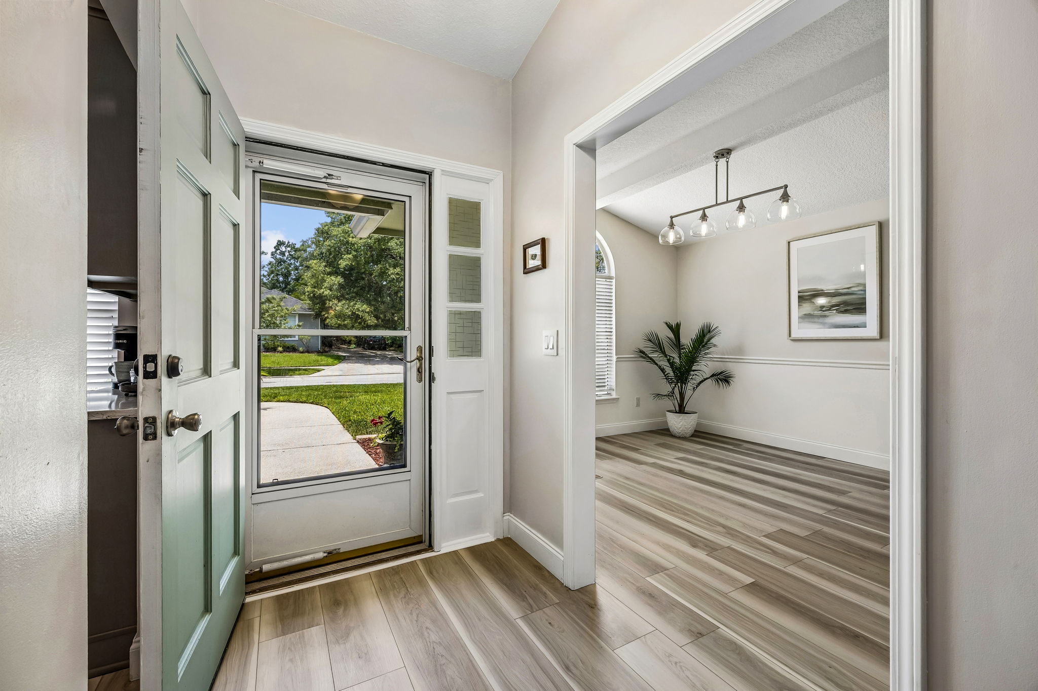 Also with Screened Door