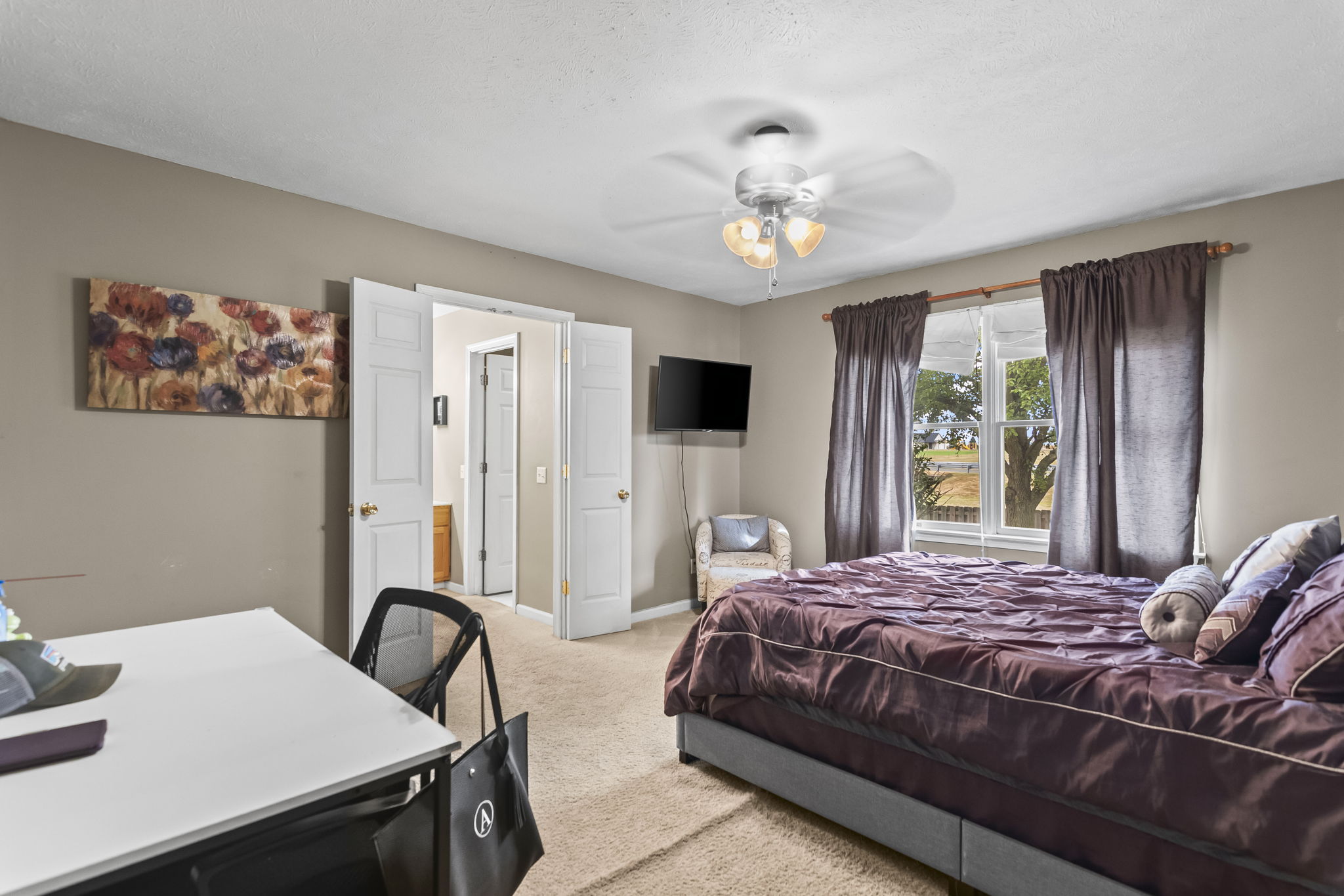 Bedroom