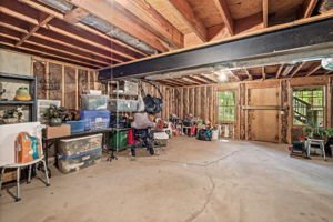  Photo 31