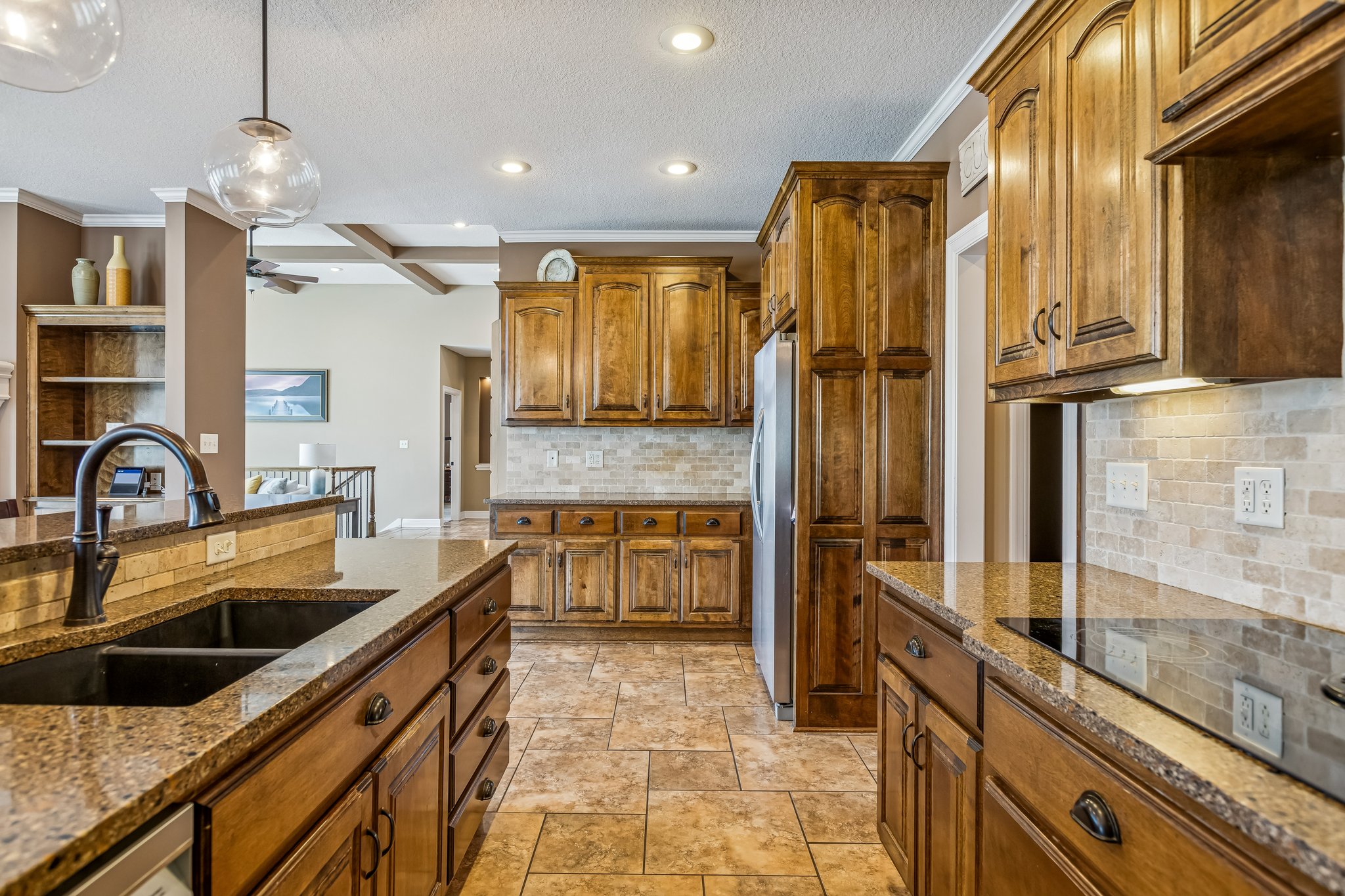 7977 - 4481 SW Raintree Shore Dr_021.jpg