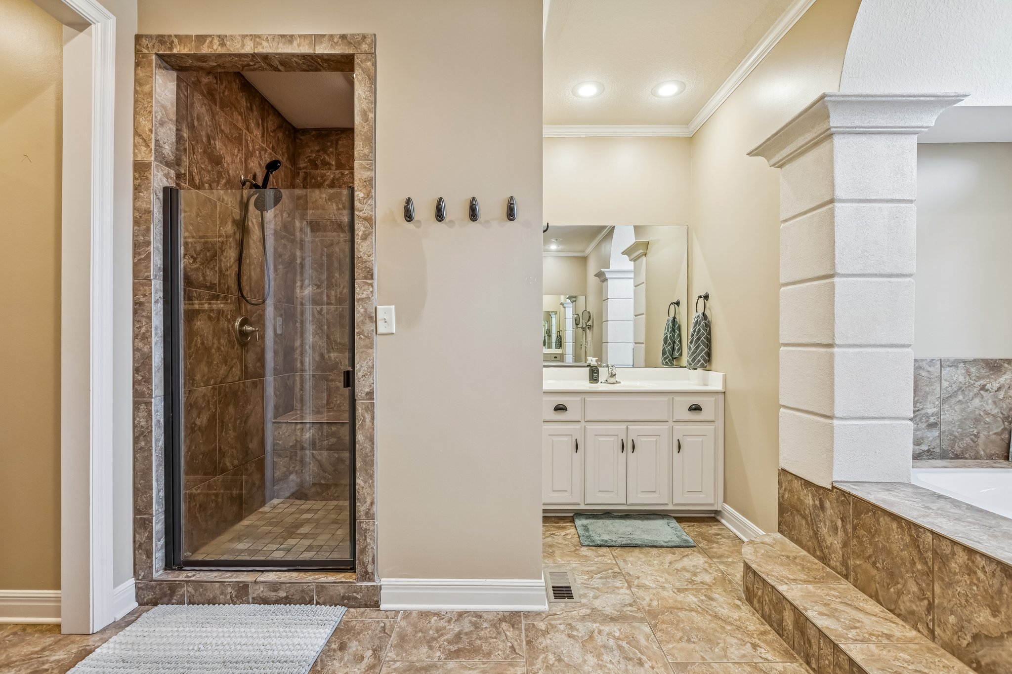 7977 - 4481 SW Raintree Shore Dr_029.jpg