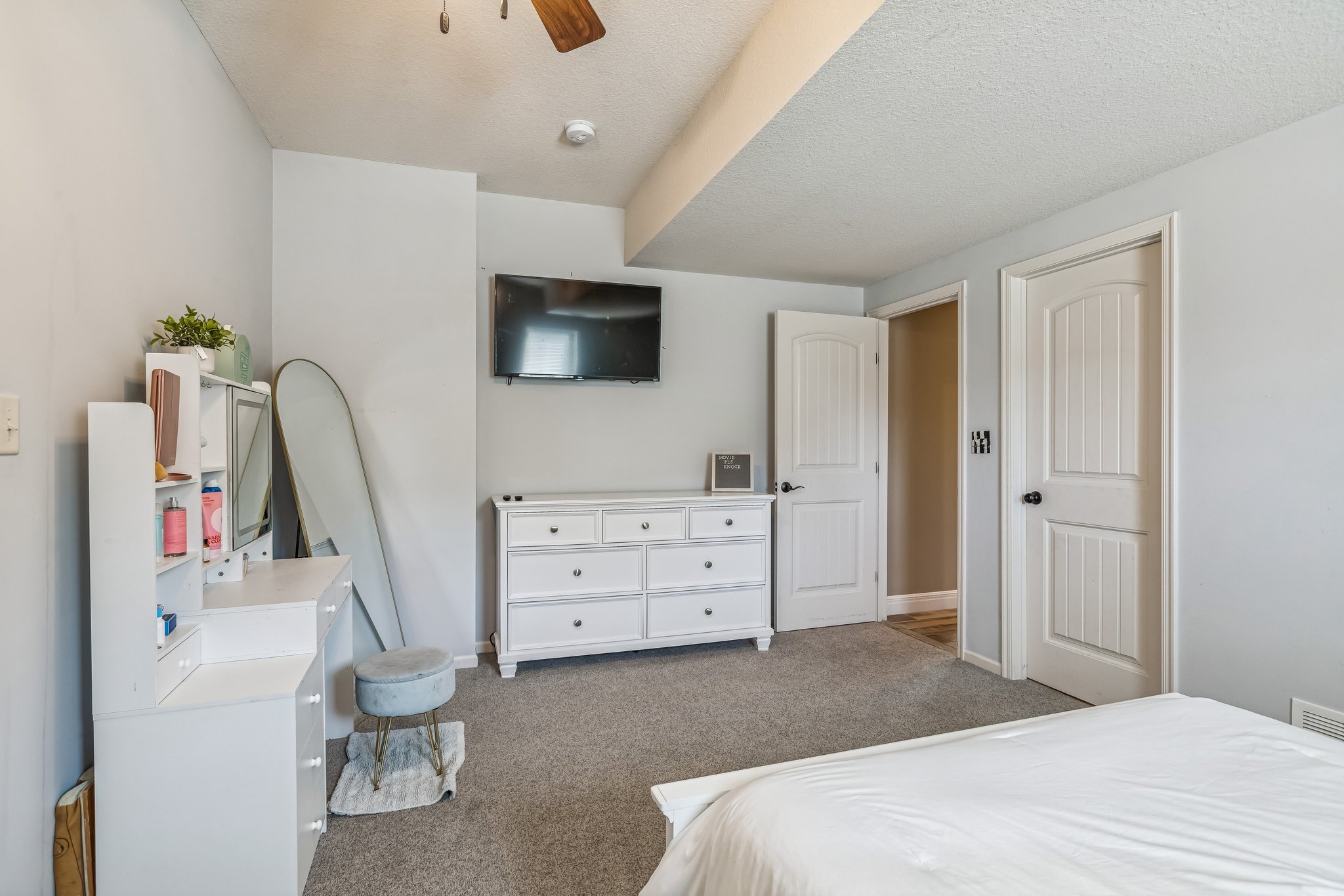 7977 - 4481 SW Raintree Shore Dr_035.jpg