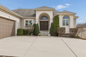 7977 - 4481 SW Raintree Shore Dr_001.jpg